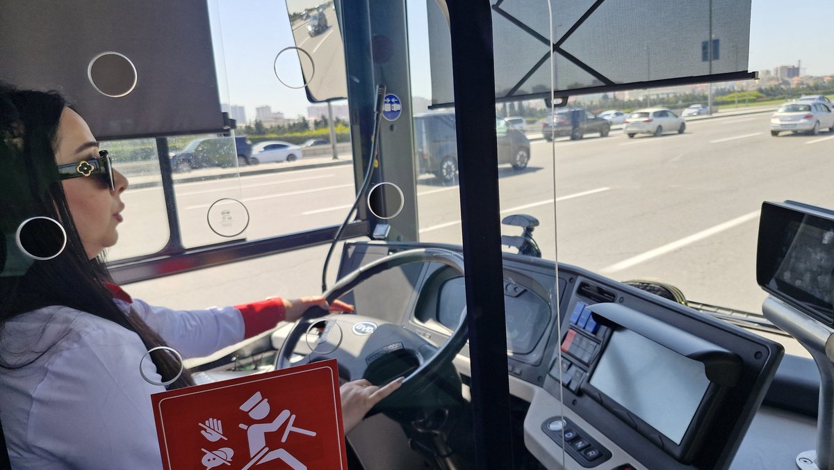 MaqsadNur's tweet photo. Azərbaycan qadını...
#qadınsükanarxasında https://t.co/ZbAln7pzNs