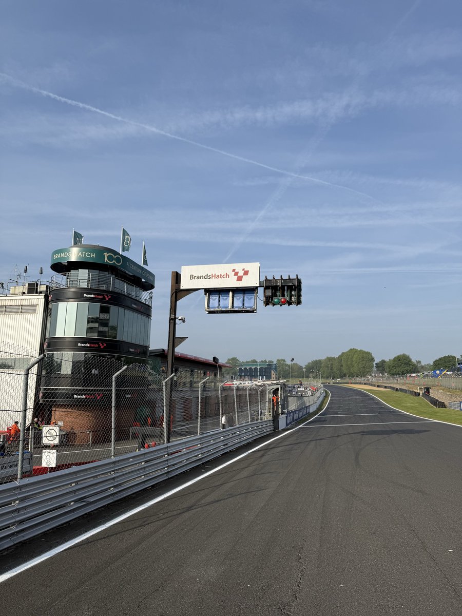 Brands Hatch tweet media