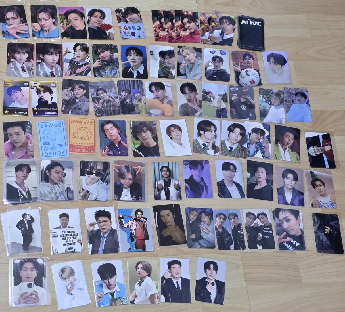 dhskeofjdj's tweet photo. 슈퍼주니어 슈주 포카 특전 트레카 앨범 굿즈 양도

디엠보다 옾챗 확인이 빠릅니다
반택/준등기 O Eng O
https://t.co/a2r5a35cv6

이특 희철 예성 신동 은혁 시원 동해 려욱 규현 트레카 포카 미공포 시그 특전 https://t.co/g4a0nIJM6i