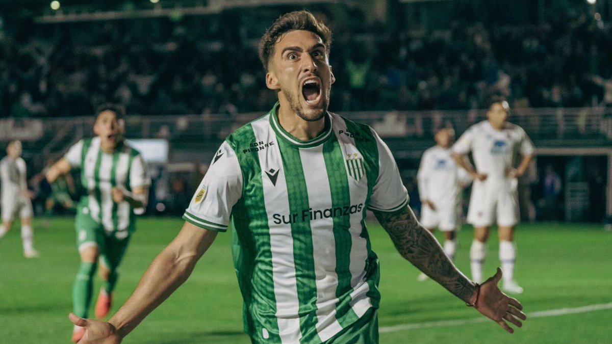 loco9dk's tweet photo. hoy volvió a hacer un partidazo el delantero que pido Mauro Mendez traiganlo!!! @ATOficial  @marioaleito https://t.co/aonKsgYheE