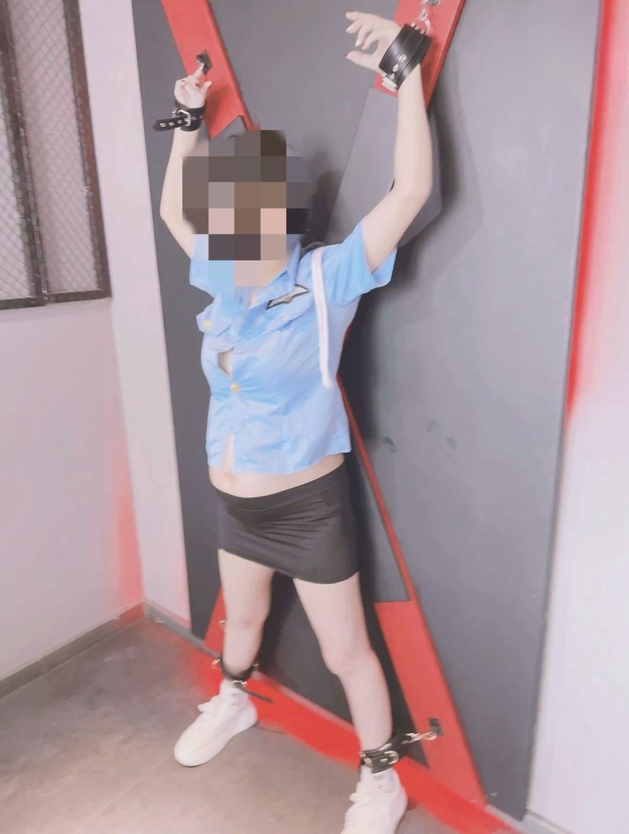 骚逼妹妹处女给了我 tweet media