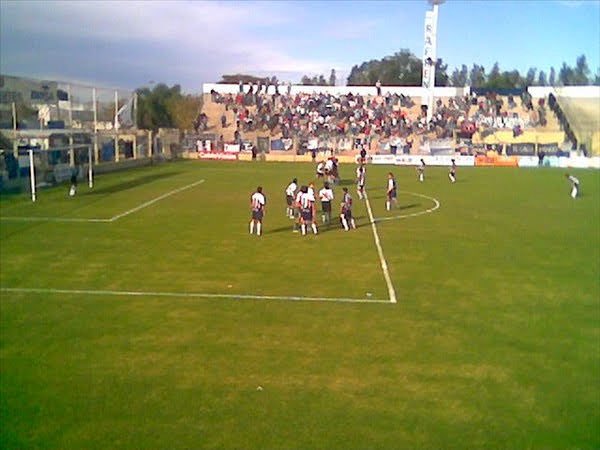 Kmot_22's tweet photo. @LucasGuz Locales a 300 km de Córdoba. https://t.co/Rgrp8X2I3O