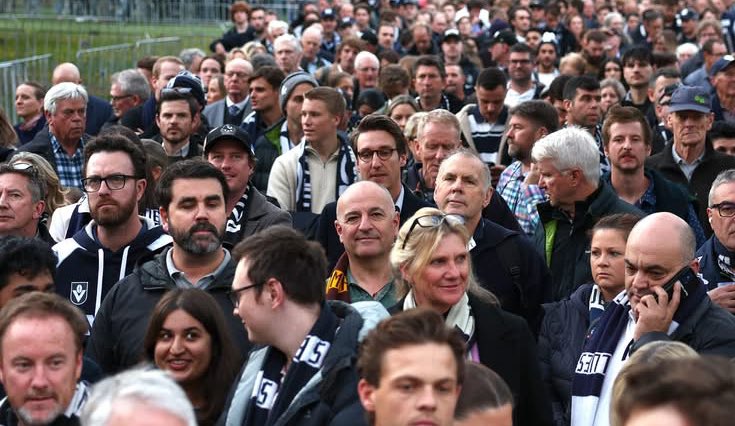FansAFL's tweet photo. AFL fixture becomes a floating farce
“Stop turning the fixture into an eight-month social experiment designed by consultants.”

https://t.co/KuZ6zZtm93 https://t.co/5cjWuZkTkh