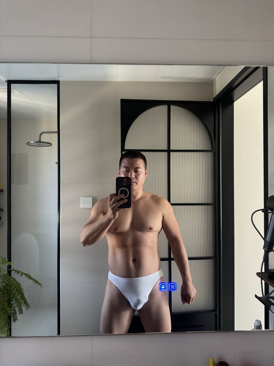 Tobemuscle tweet media