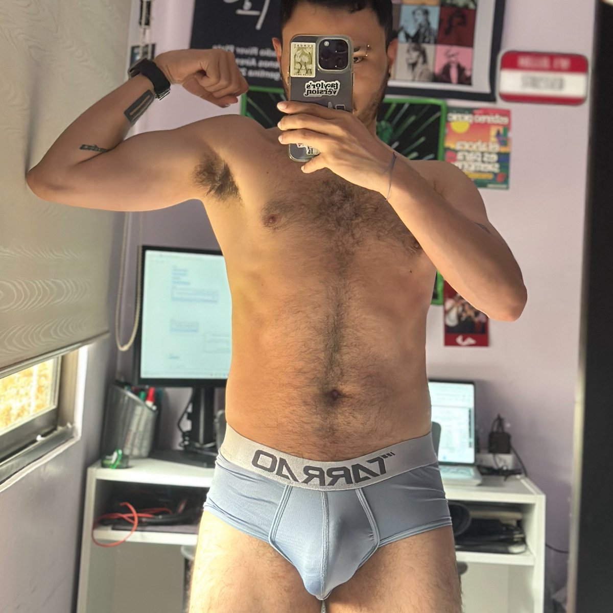 JhomberthMora's tweet photo. lowkey happy con los resultados del gym https://t.co/jqR76jBI23