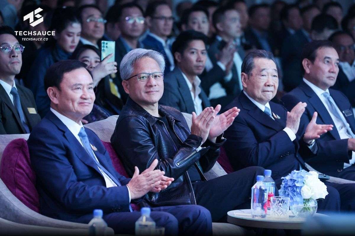 ข่าวเด่นของวงการไอทีโลกในรอบวันนี้คือ Bloomberg ออกมาแฉว่ามีบริษัทไทยแห่งหนึ่งเป็นทางผ่านในการส่ง GPU ของ NVIDIA ไปยัง Alibaba เพื่อลบเลี่ยงการแบนของรัฐบาลสหรัฐอเมริกา

บริษัทแห่งนี้มีชื่อว่า OBON Corporation (อ่านว่า โอบีโอเอ็น) ซึ่งเป็นบริษัทที่มีความเชื่อมโยงกับ Siam AI Cloud