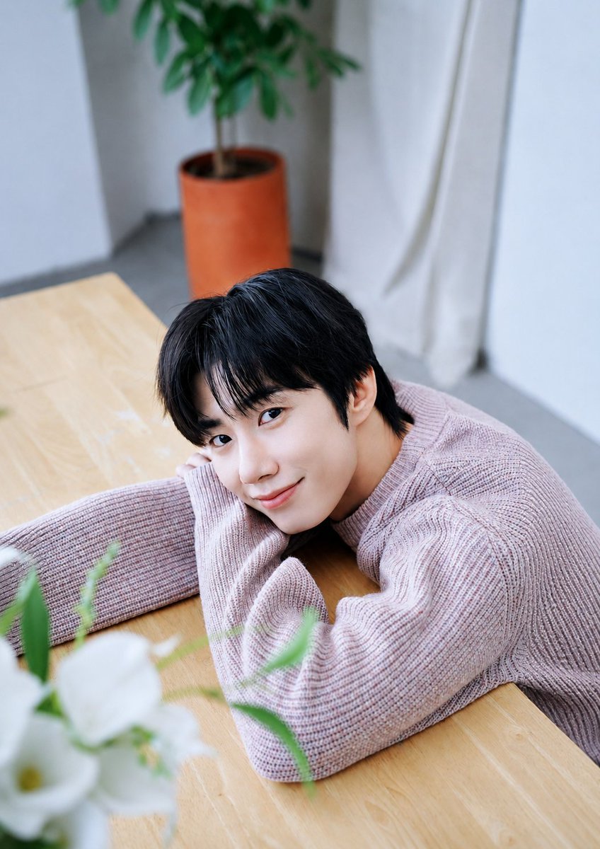 CarpeDiemSWHS's tweet photo. Blooming Moments (글자X) + 1290x2796 

#손우현 #sonwoohyeon https://t.co/SZJ2jksWps