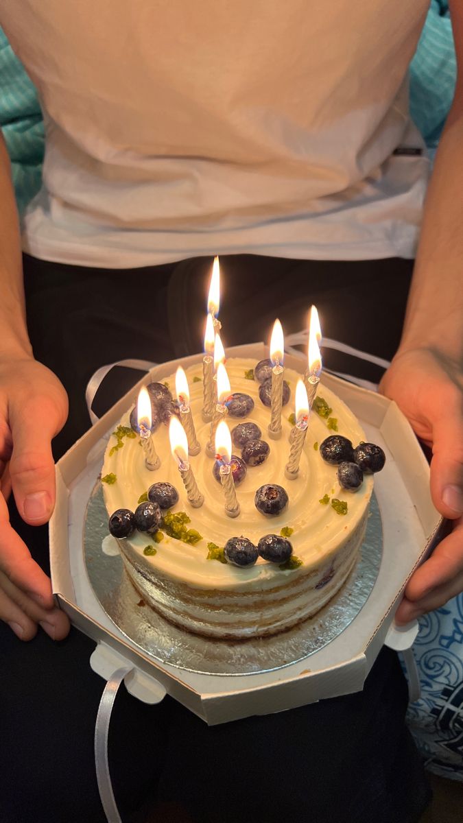 taesanj's tweet photo. @ryoesuke happy birthday, semoga sehat dan sukses selalu https://t.co/hzlJ6fBJrz