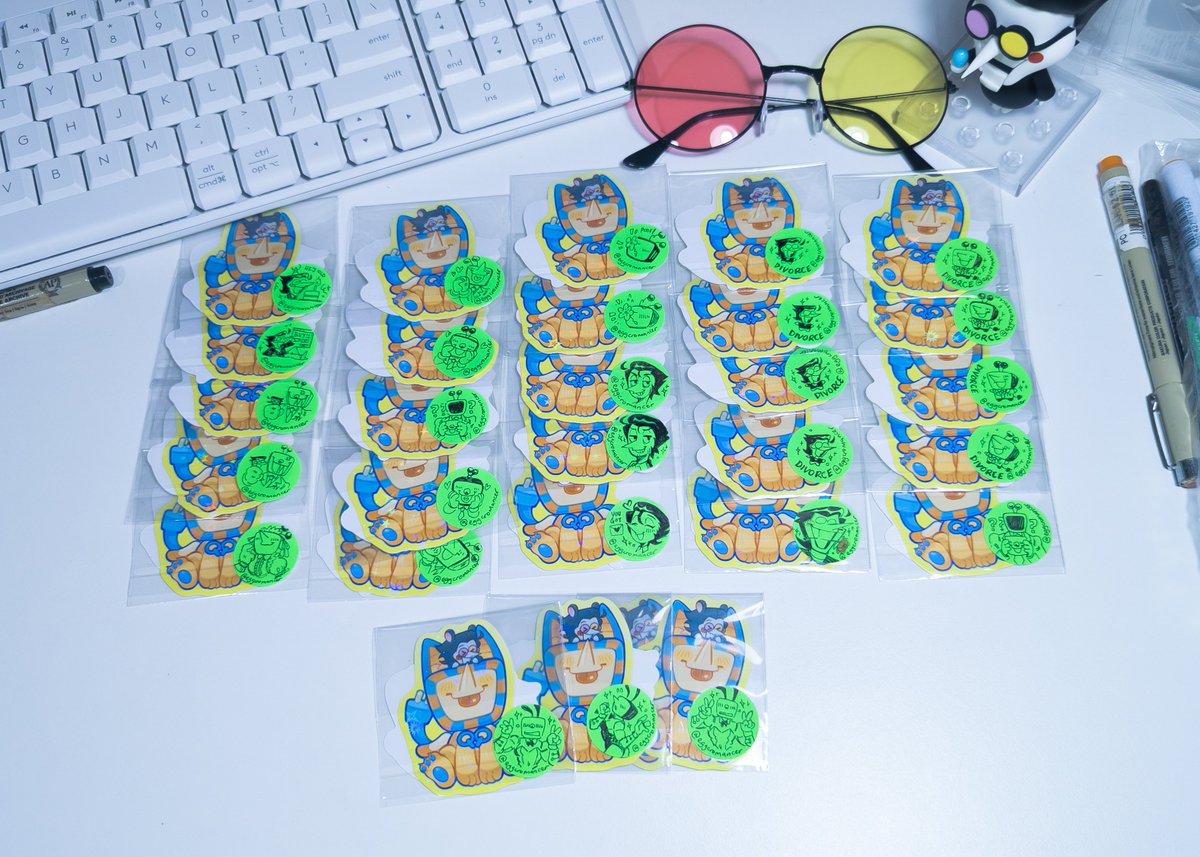 finished packing yayyyy oTL (hand drawing the labels was a HUGE mistake)