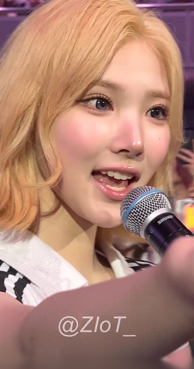 펍이 tweet media