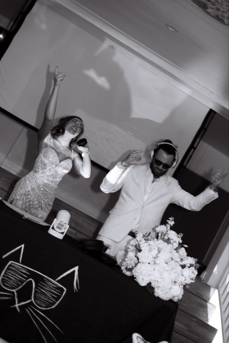 DJCatDad's tweet photo. St. Thomas thank you for coming out! ❤️ 💍 https://t.co/N2zK7xCyWn