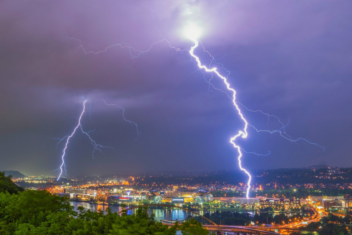 DaveDiCello's tweet photo. Two years ago today was some of the best lightning I've ever captured in #Pittsburgh. All of these are single images, not composites, and it was incredible to see Mother Nature put on a show. The one of the bolt right behind the stadium is definitely a favorite. https://t.co/S6AGQZcBB1