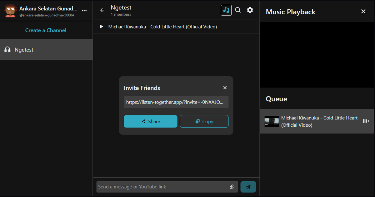 Yes, you can do music jam together using this website (listen-together.app). Nanti tampilannya begini, dan yang kutahu dia terintegrasi dengan YouTube, jadi bisa ambil dari YouTube aja. You should give it a try!

Note: Aku belum tau pengoperasian di HP gimana, hehe.
