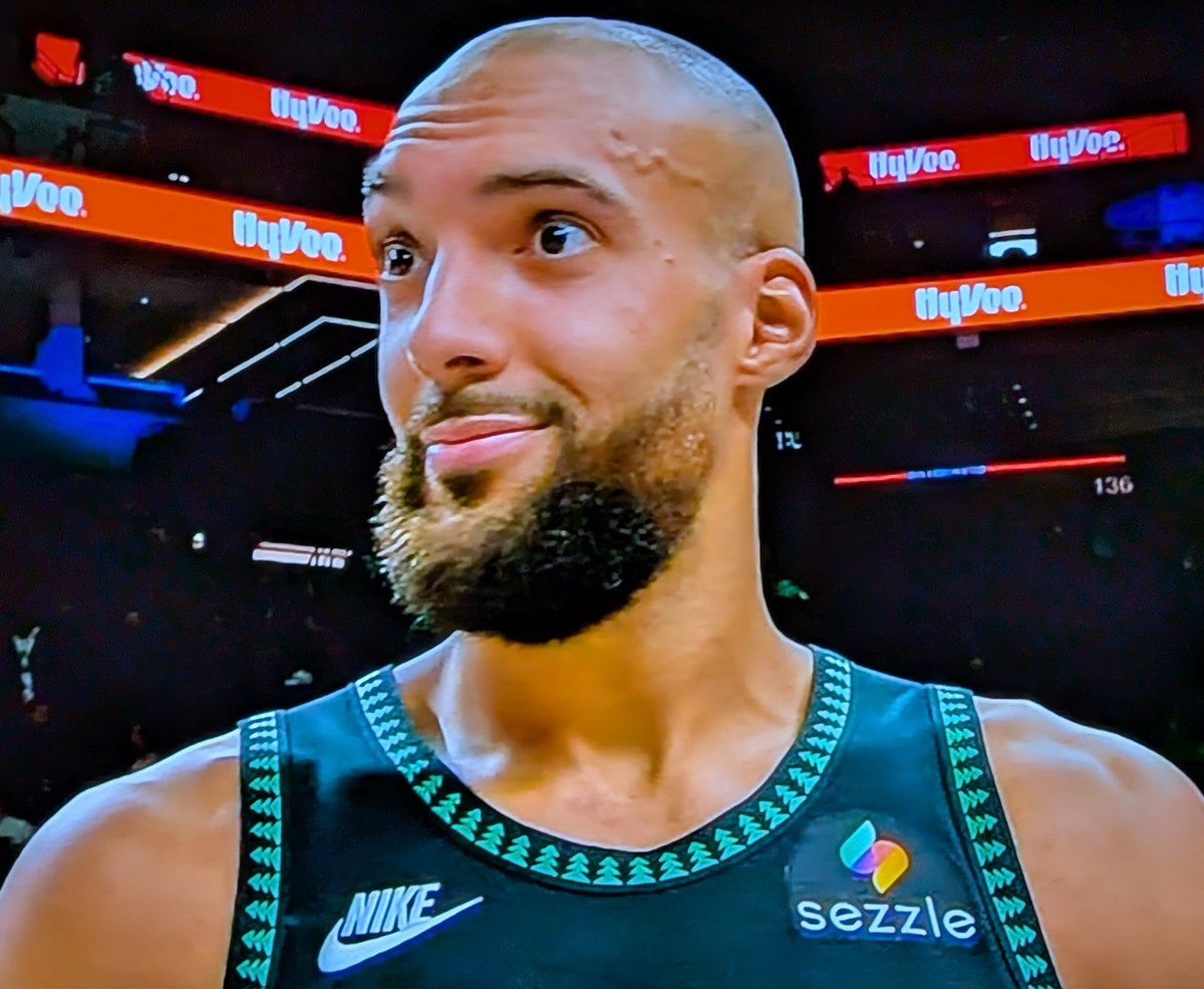 bheintzskol's tweet photo. Ok Rudy. #bitebite https://t.co/yJvajU5EWX