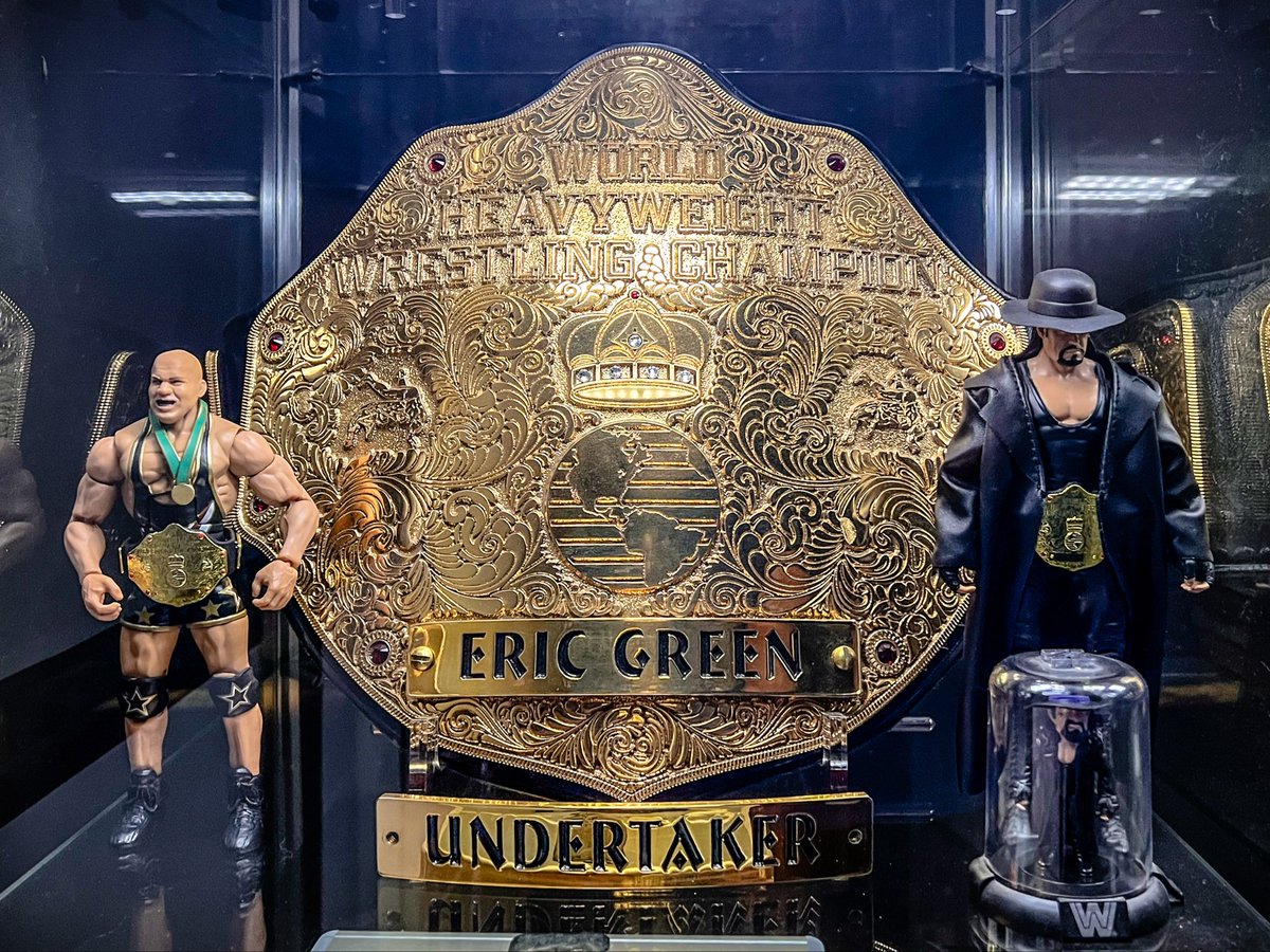 EricGreen12's tweet photo. Belts make everything better. https://t.co/ufeUkulCbH