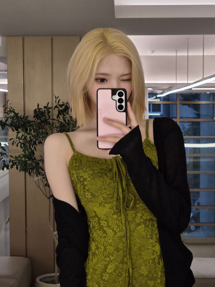 Choi, tweet media