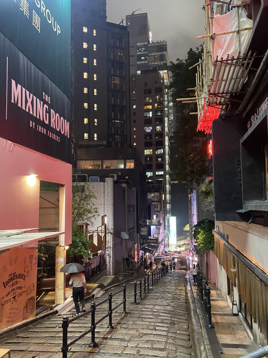 nycprettymess's tweet photo. memories in Hong Kong 🇭🇰 https://t.co/8ugoweKX0N
