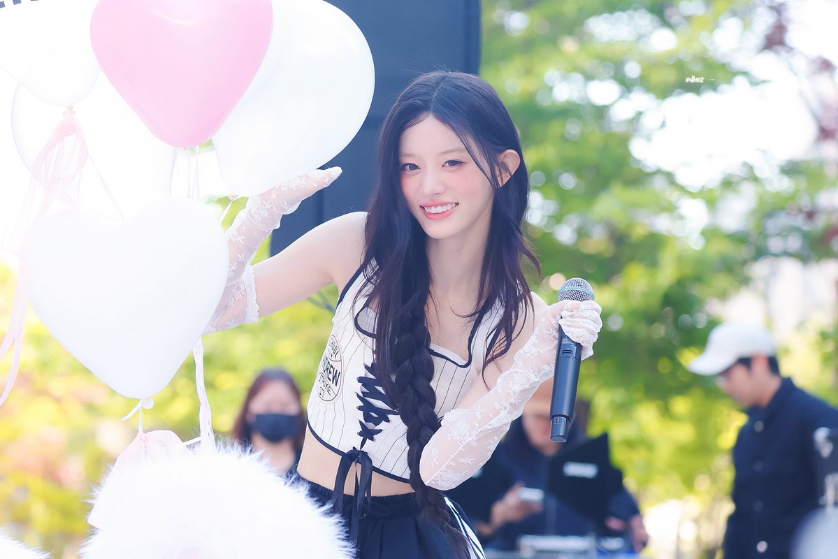 260509 음중 미팬

#민주 #MINJU #아일릿 #ILLIT