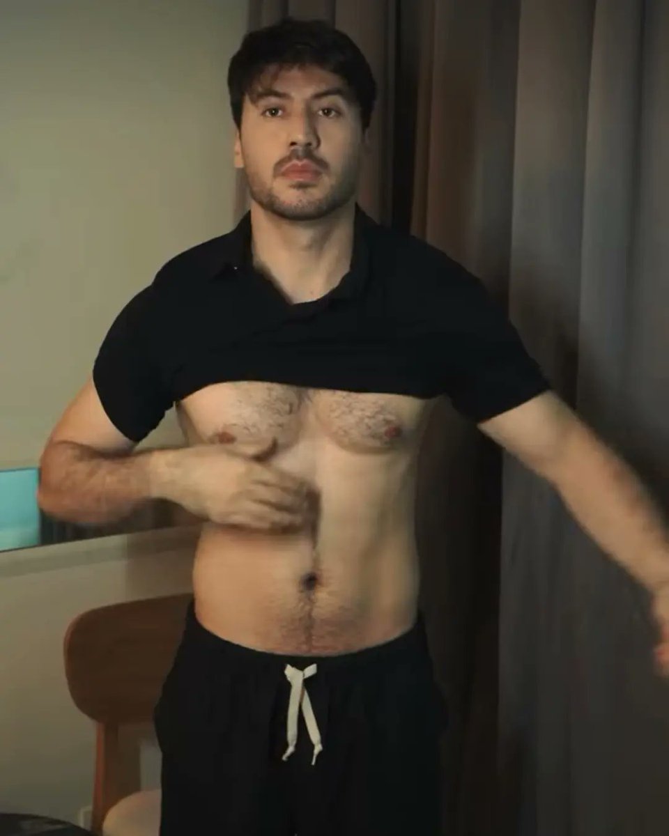 shirtlessboyid's tweet photo. Mas Bara https://t.co/WBGyOhVqj0