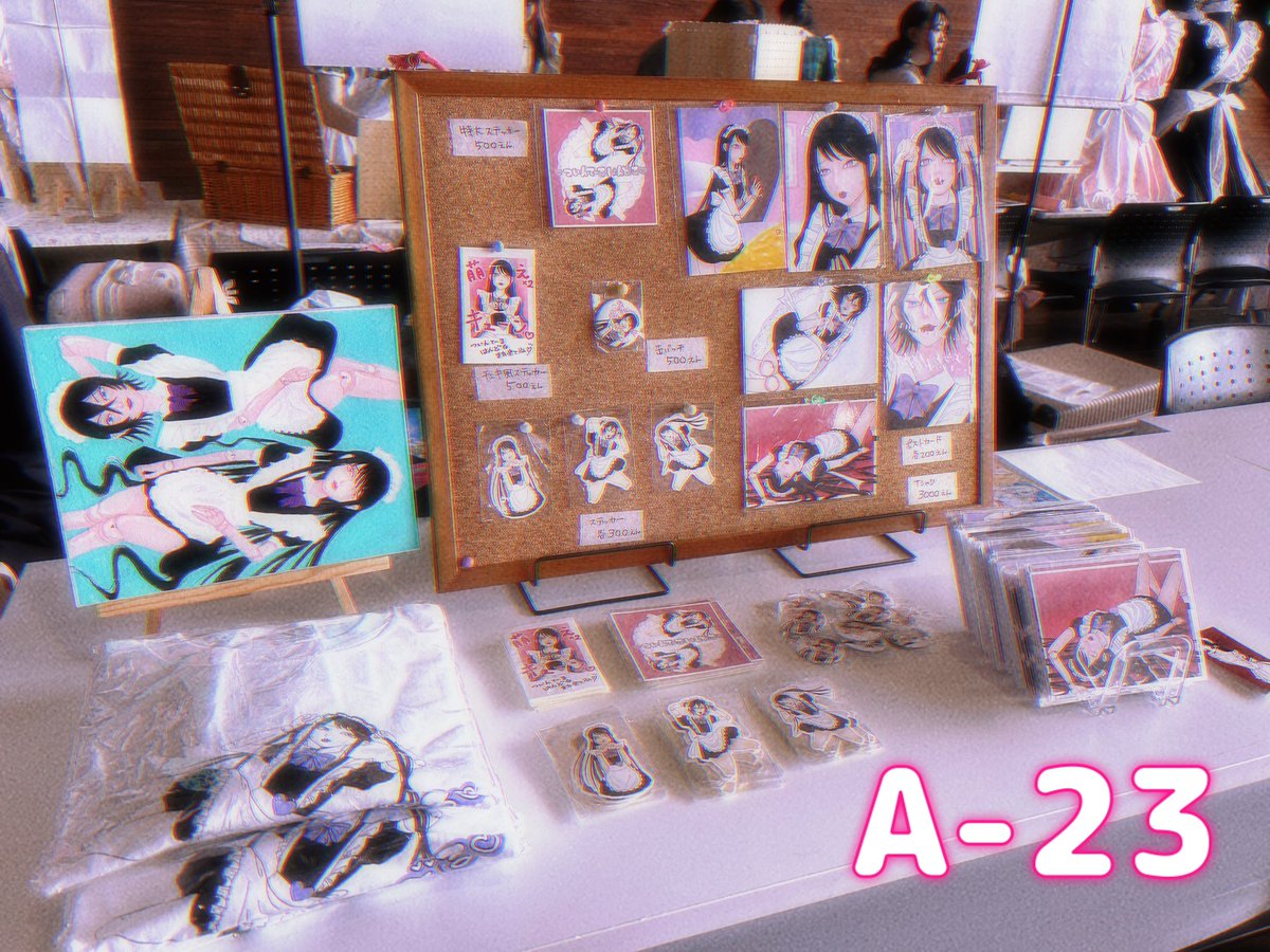 4raichi4's tweet photo. 設営できました！

本日『横浜メイド博覧会 2026』
A-23にて参加しております🌹

メイド×球体関節人形のイラストグッズ販売いたします。

遊びに来てくださると嬉しいです。

場所: 「大さん橋ホール」
神奈川県横浜市中区海岸通１丁目１−４
#メイド博 #メイド博覧会 https://t.co/N1XpHt8YiC