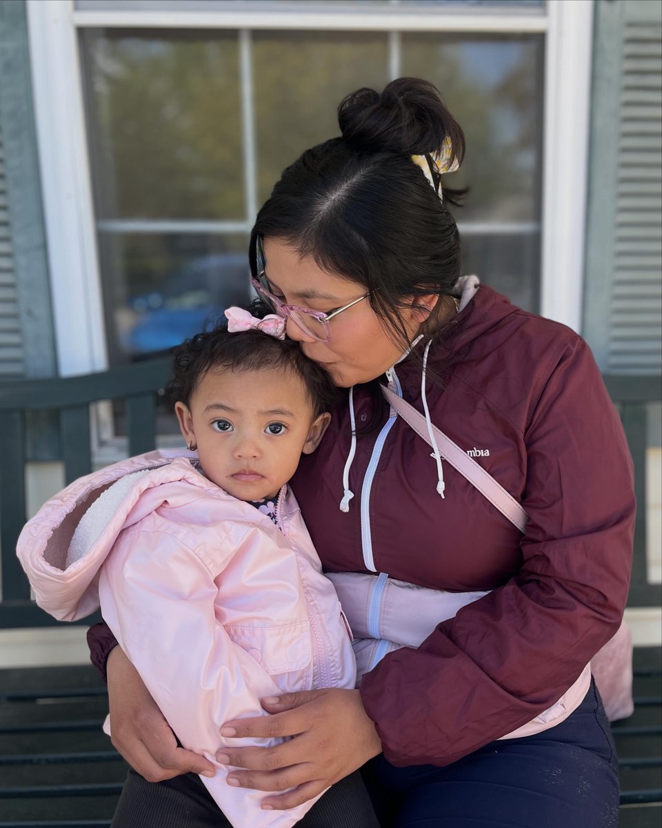 bcca's tweet photo. Happy Mother’s Day to all the incredible moms, especially the hardworking mothers of our backstretch community. 💞 We’re proud to honor the mothers in our Women’s Literacy Program. Their commitment to education and family demonstrates the strength of perseverance. 🌷 https://t.co/3FqT01TNAr