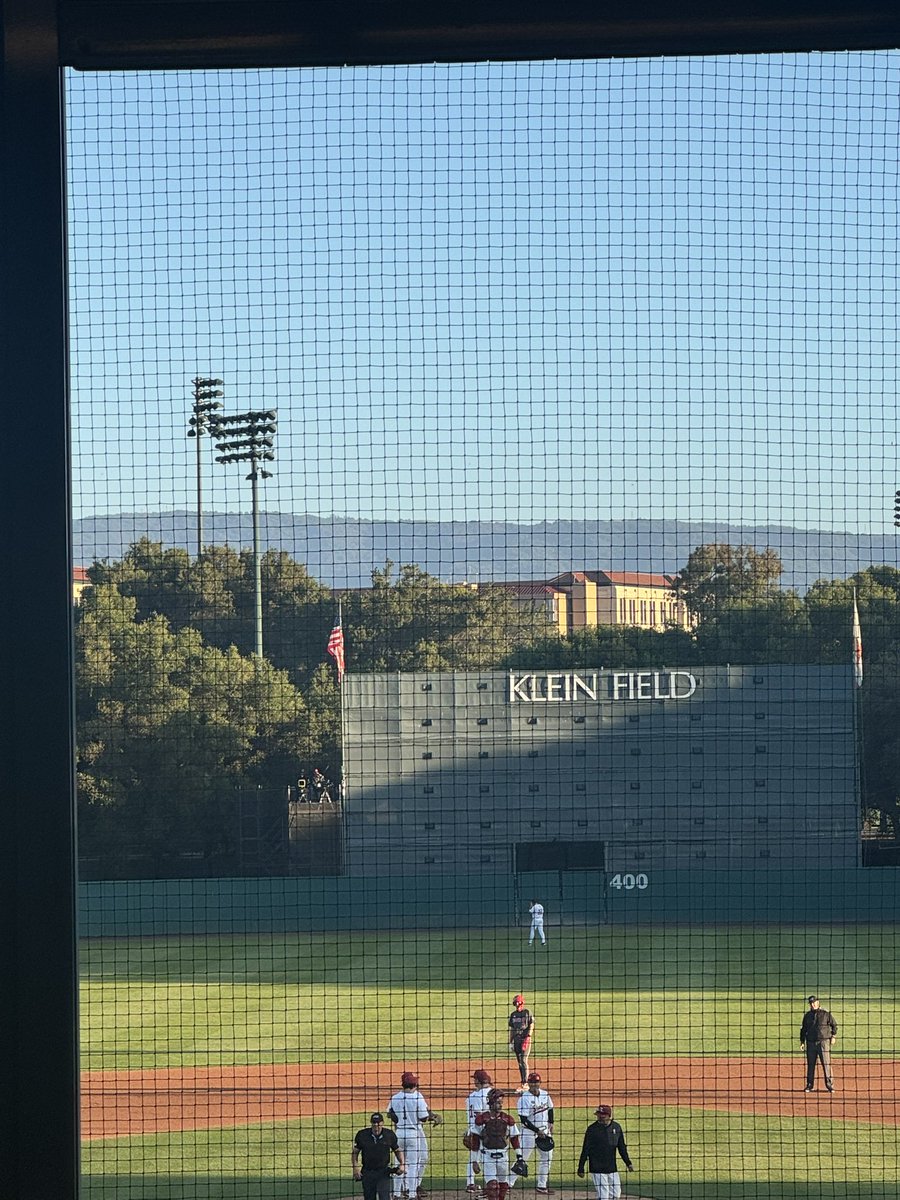 slamdunk406's tweet photo. I’ve arrived at Sunken Diamond. Stanford 2 NC State 1: Middle of the 4th. Bases got loaded in the top of the 4th, but Parker Warner got the strike out for the Cardinal to get out of that jam.
#Stanford #NCState #ACCBSB https://t.co/048K4mv8yM