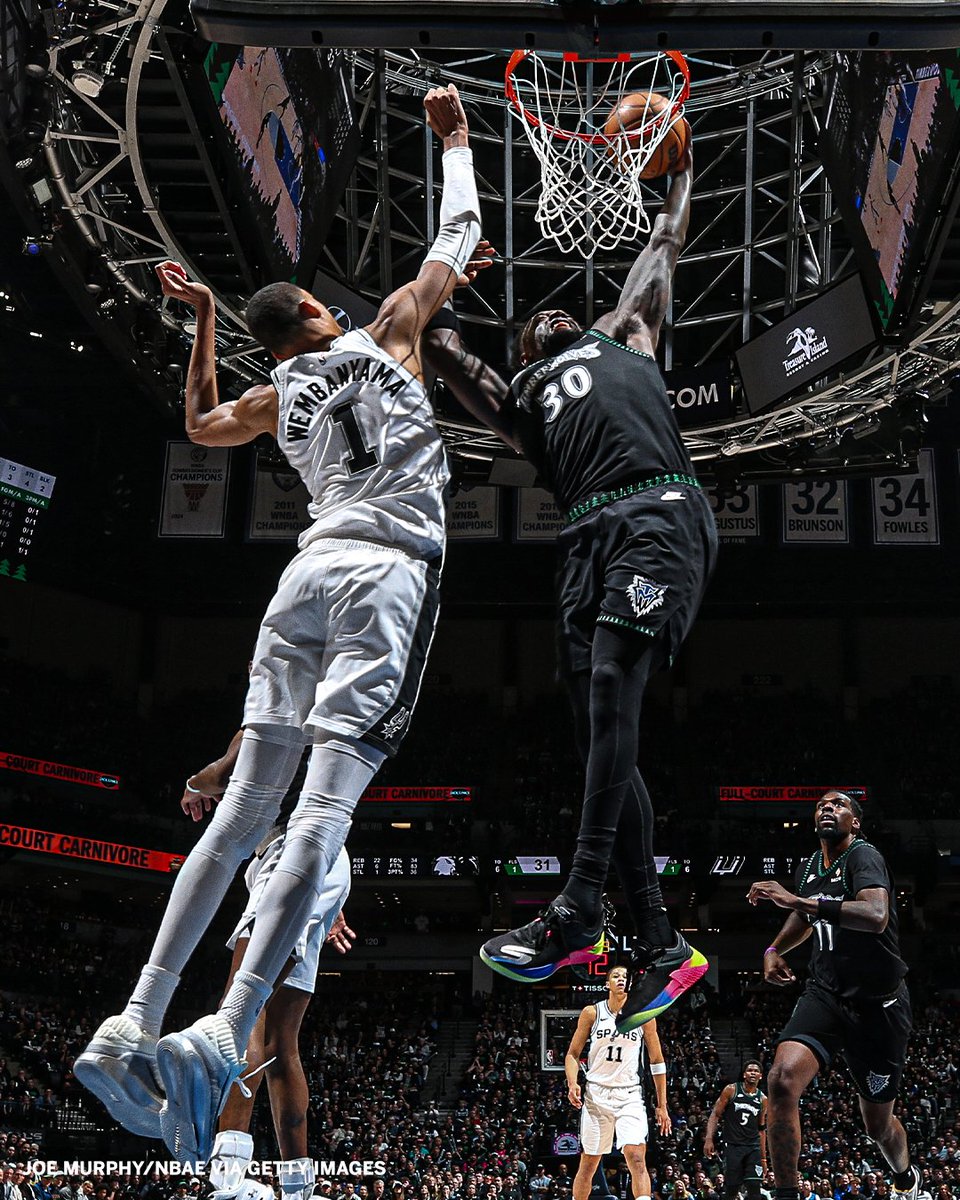 Randle Posterizes Wembanyama in Highlight-Reel Slam