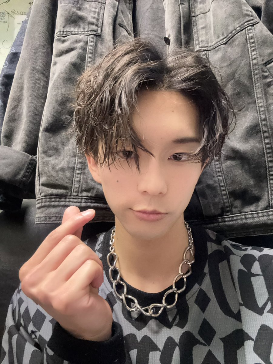 木崎凪 𝚔𝚒𝚜𝚊𝚔𝚒 𝚗𝚊𝚐𝚒 tweet media