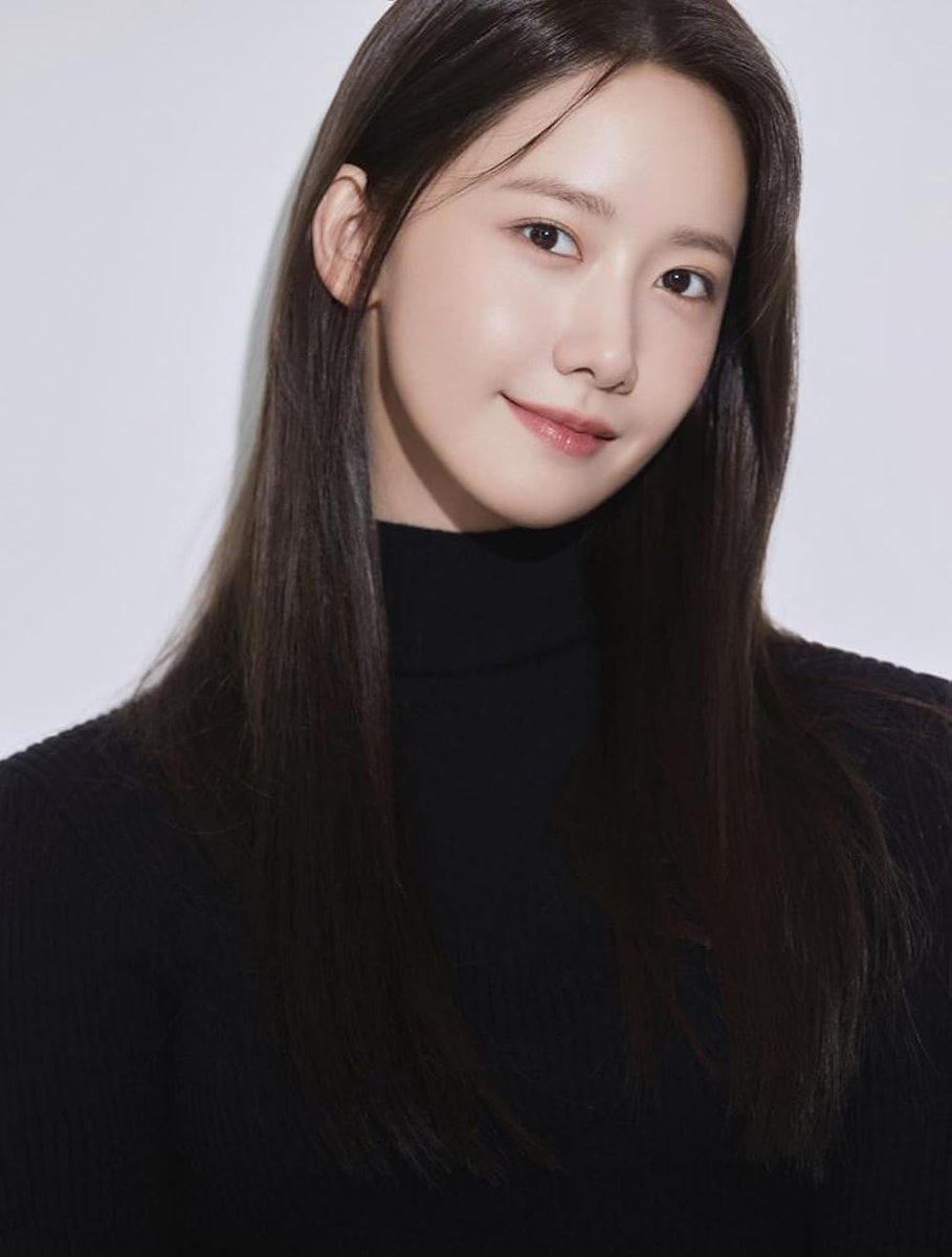 cloverblossoms_'s tweet photo. #ImYoona rumored to be lead in Korean Remake of Japanese Drama "Unnatural". It's a mystery medical drama in which a forensic pathologist uncovers the truth behind cases hidden behind unnatural deaths.

https://t.co/c8gq5BxlrK https://t.co/XzlBnBrJmW