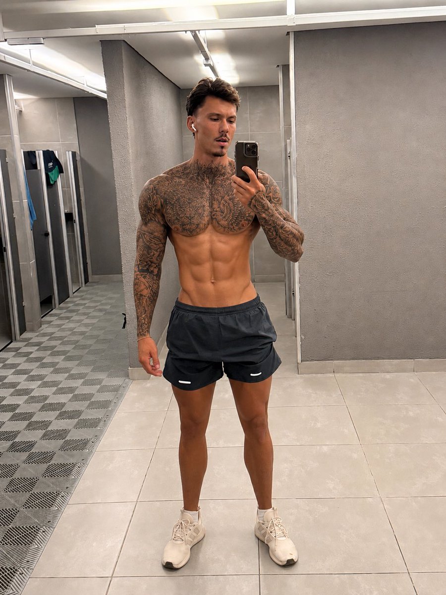 Rpvini1's tweet photo. Finalmente pronta! https://t.co/hmR8v8npwD