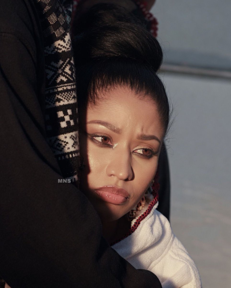 Hourly Minaj (@hourlynm) on Twitter photo 