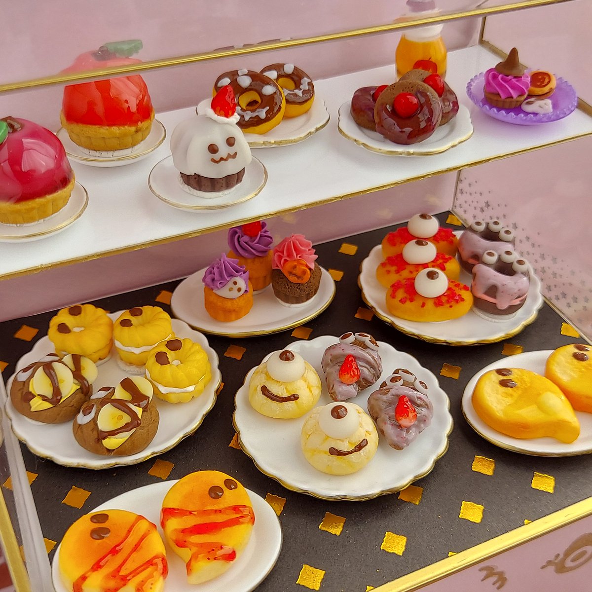 デビルズケーキ🍒5/23,24デザフェス【E-43】西館1F tweet media