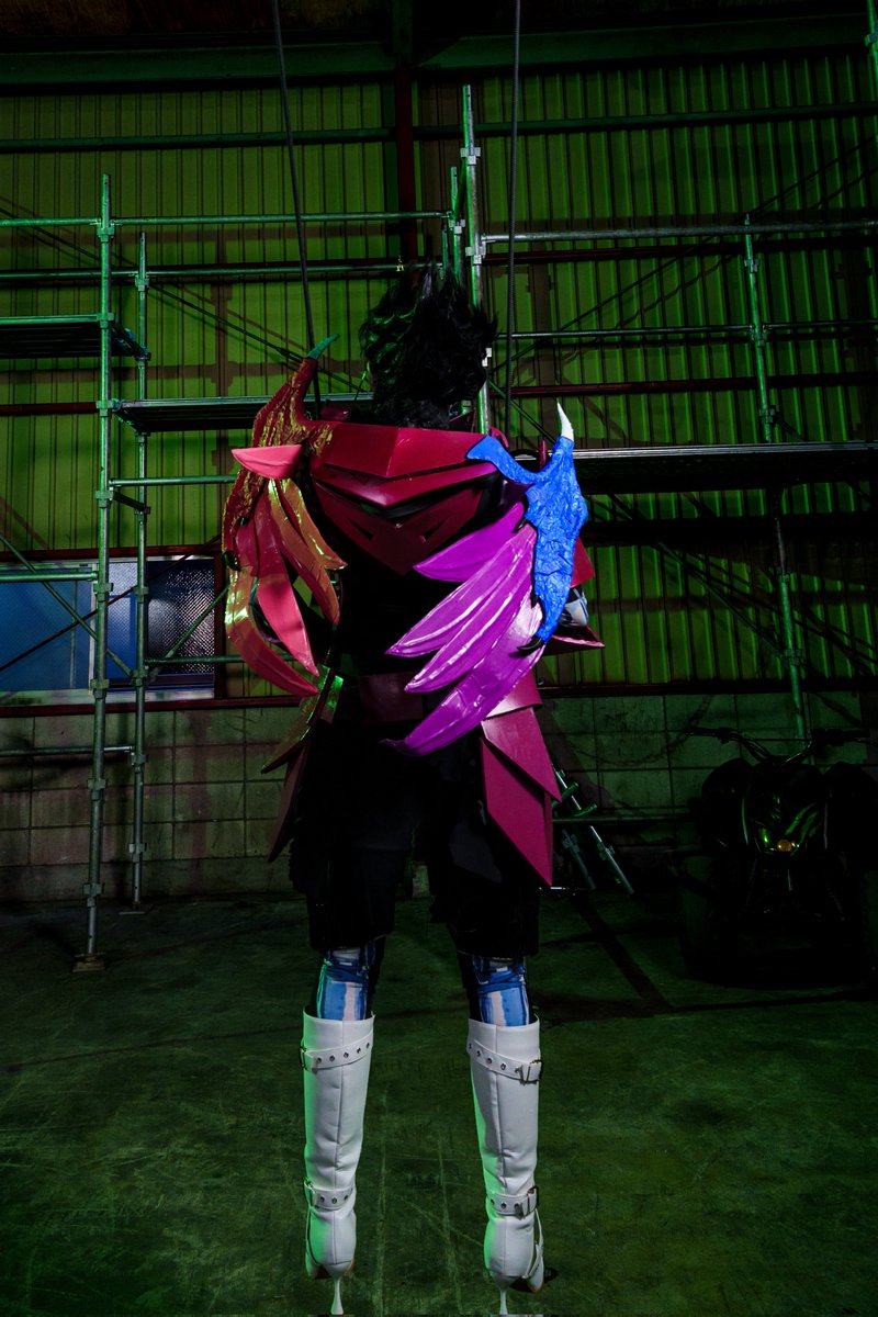 96wdl_ronpa's tweet photo. ⚠️コスプレ
わたしのSNEO、正面だけじゃなくちゃんと背中も作り込んでるって話していい？ありがとう
翼に関しては荷物量の問題があってどうしても小さいです。許してね。
📸@terasan001 https://t.co/SCr8vNCnZN