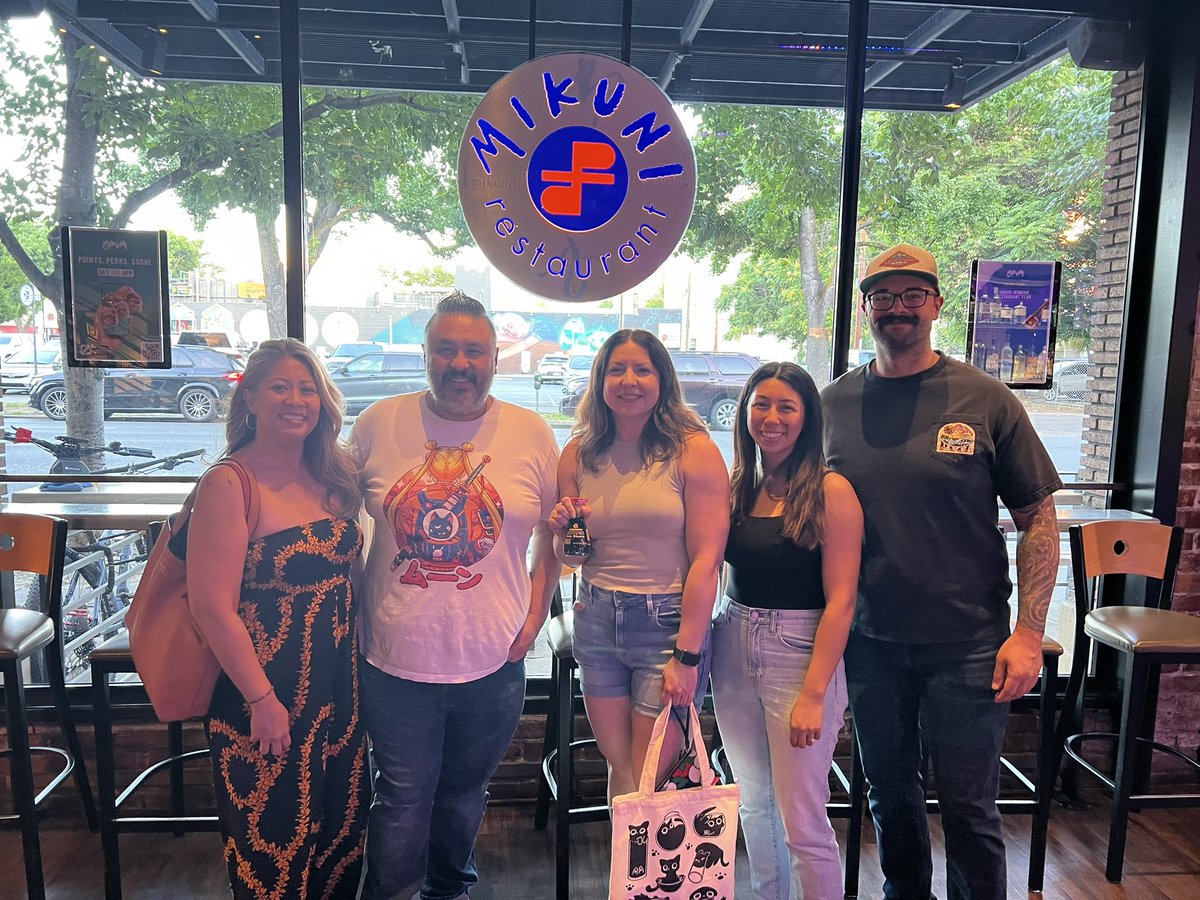 roboraygun's tweet photo. Happy Birthday @EliseOverlock ! Pics from Elise’s birthday dinner yesterday at Mikuni’s and then some bday treats to close off the night. (Pics 2 of 2) https://t.co/WmyngKE7cL