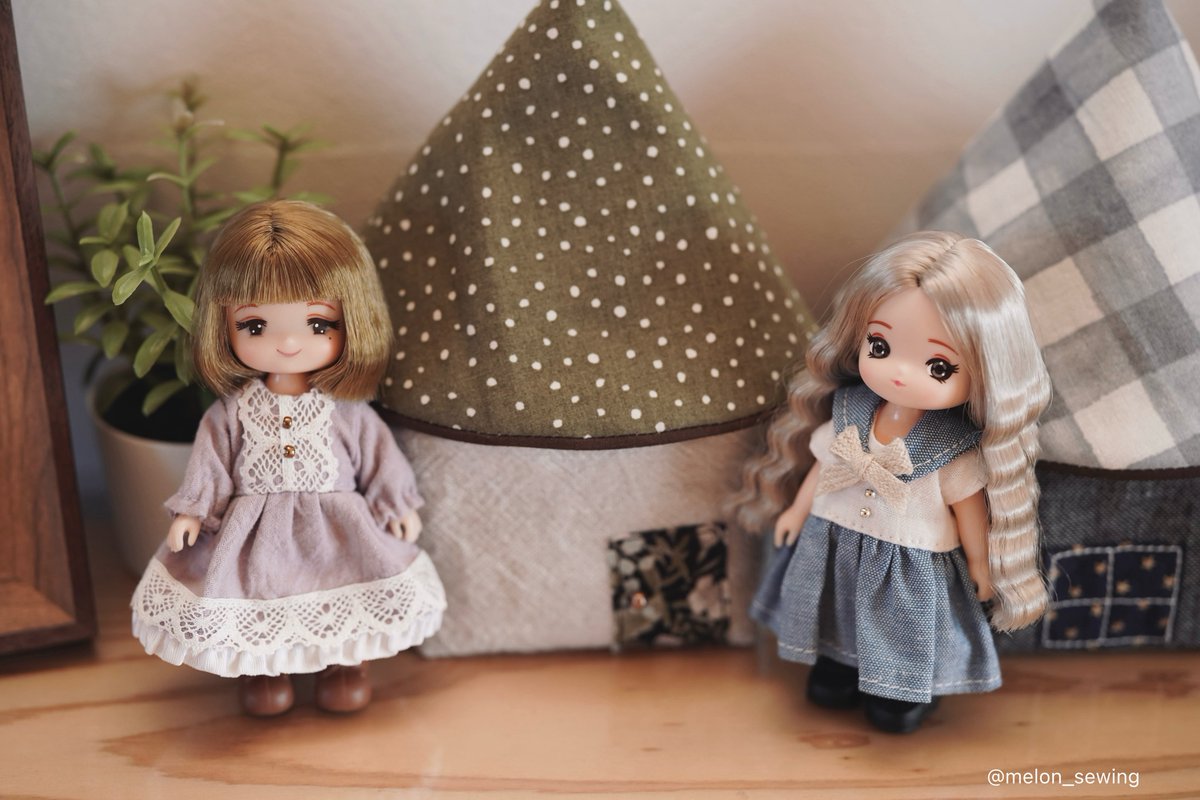 melon_sewing's tweet photo. 急におうち型の小物入れ作りにはまった連休でした。

ミキマキちゃんのお家にしては小さいけど😂
なんだか可愛いです。 https://t.co/tKi4CUCMrw