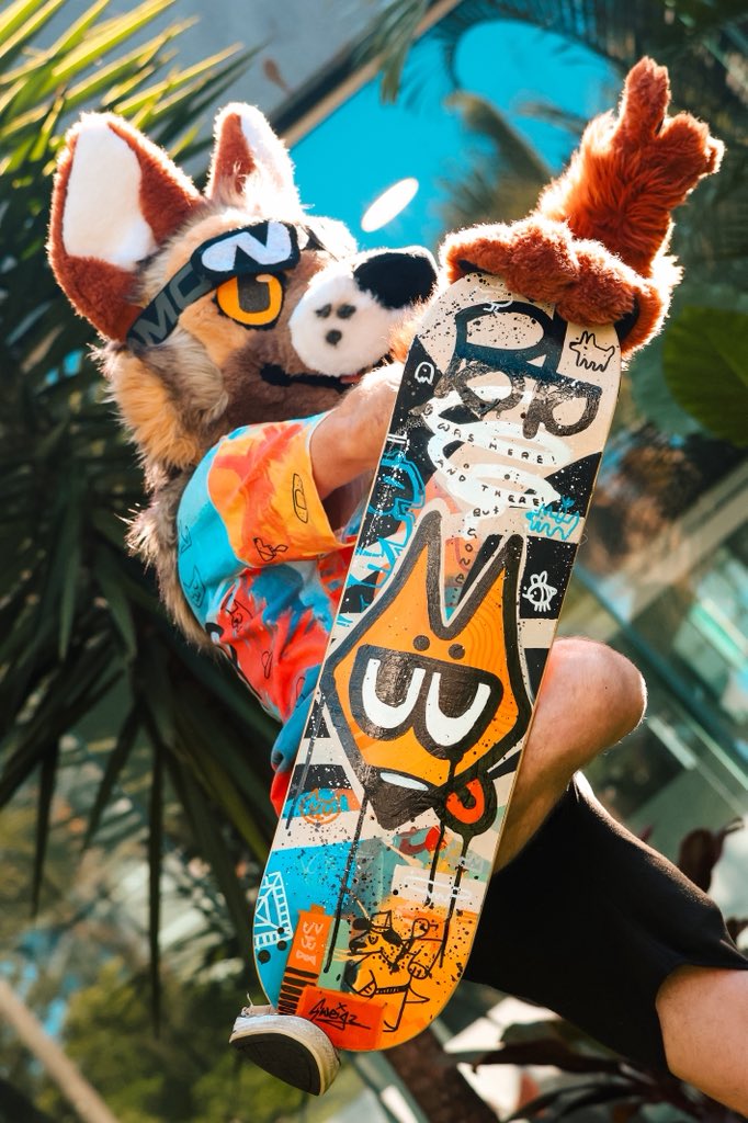 “Poto” 2026 Sold

Acrylic, Alcohol Markers, Poscas and spray paint on Wooden Skate Deck.

#doodles #skateboard #fox #poscas #artwork