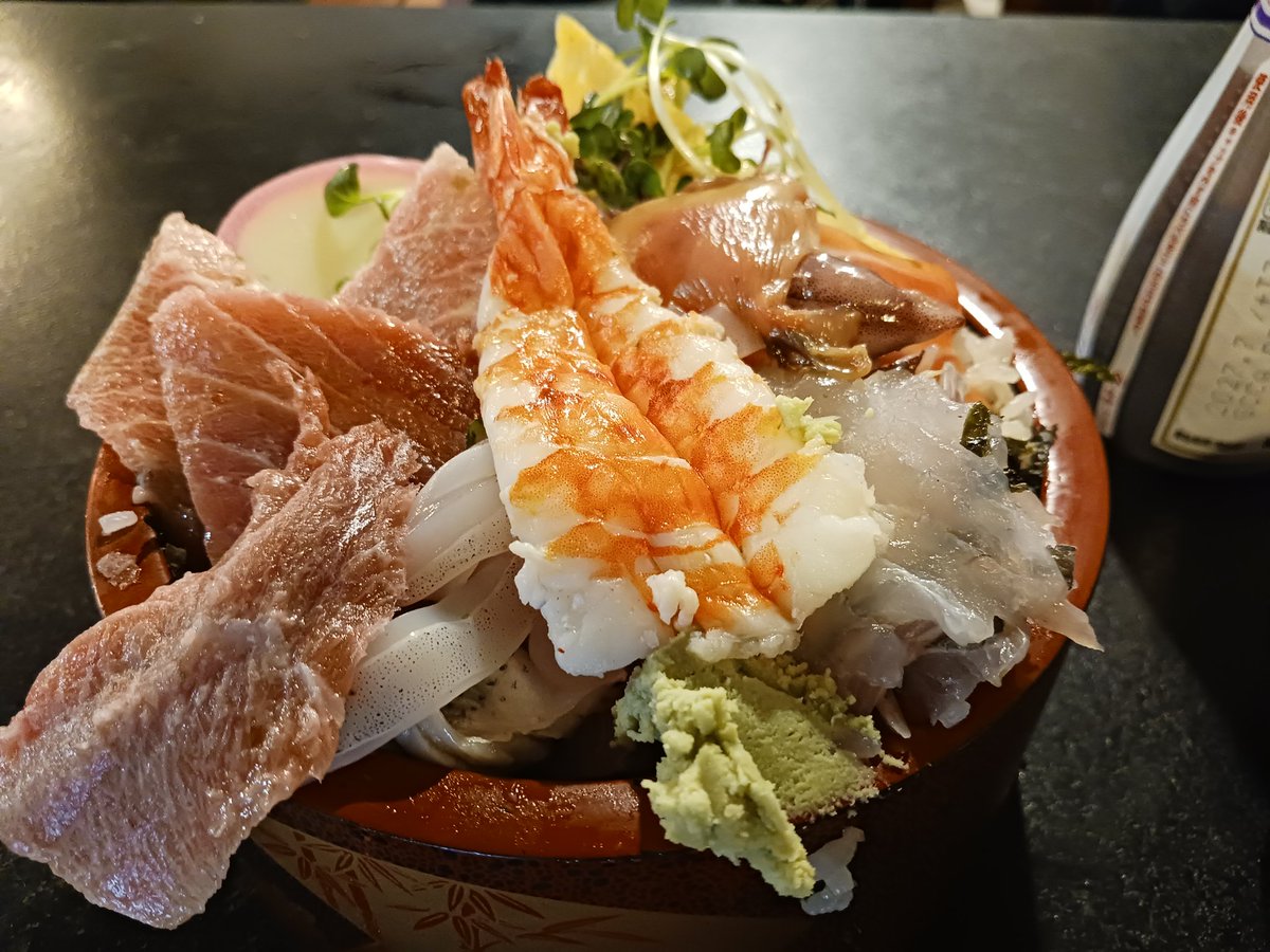 あいみて tweet media