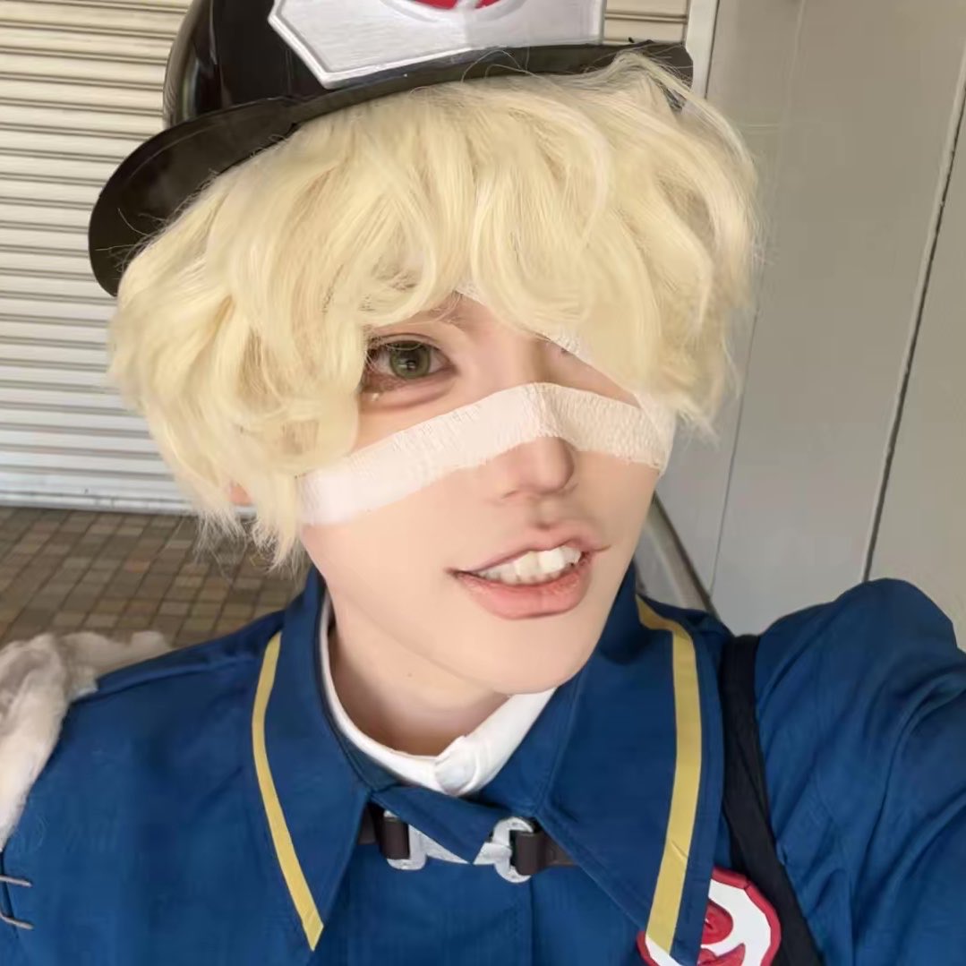 1likeacats's tweet photo. 速報です👨‍💻

ささリアンが更衣室の外に出現。
討伐してください。

少しコセットにこもります！戻ったらまたツイートしに来ます！よろしくお願いします！ https://t.co/oA0zN6WQuB