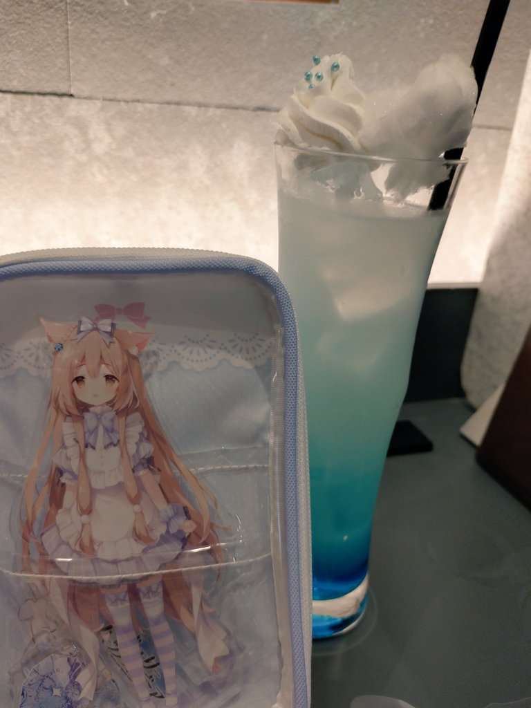 まり tweet media