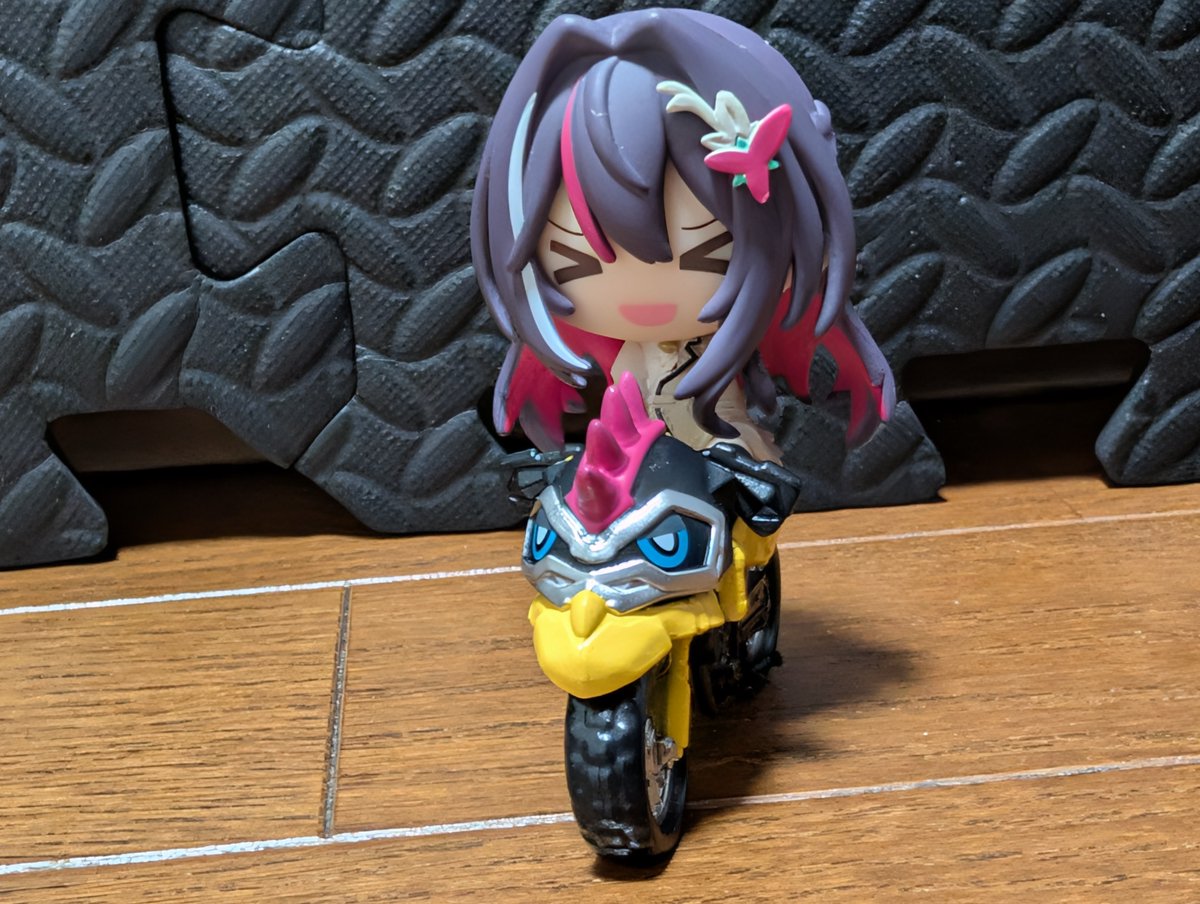 ホロメンバイクに乗せがち。 みんなノリにノってるね〜♪ 他誰乗せたら