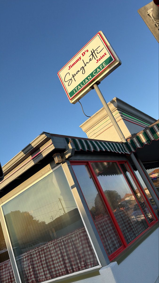 SCUBAFLEX's tweet photo. Hit the beach then got some spaghetti!!!! https://t.co/n0vvhUR8X8
