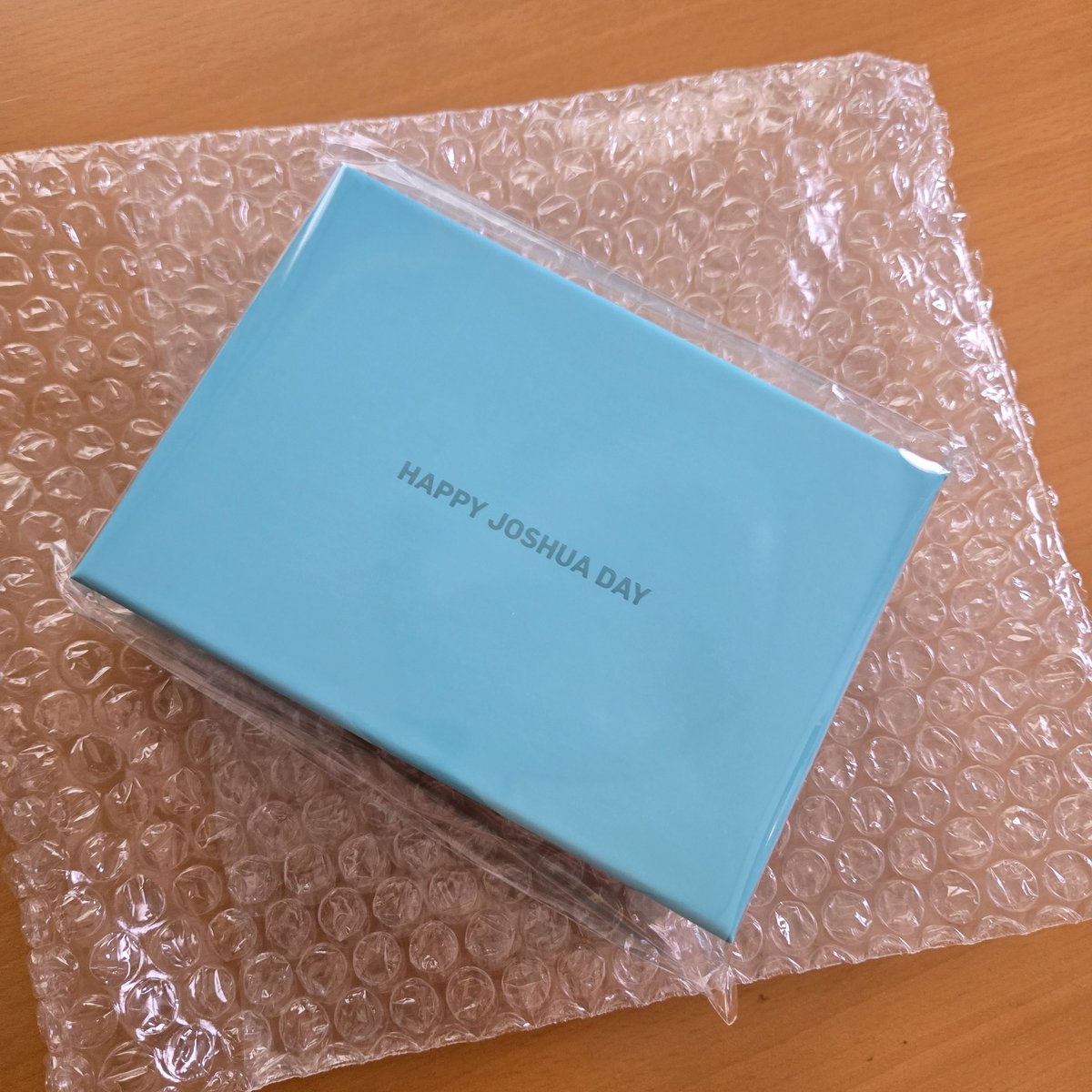 時間指定終了５分前に届いた🩵開封は帰ってからにしよ。待ち合わせ時間間にあいそう。よかった😅