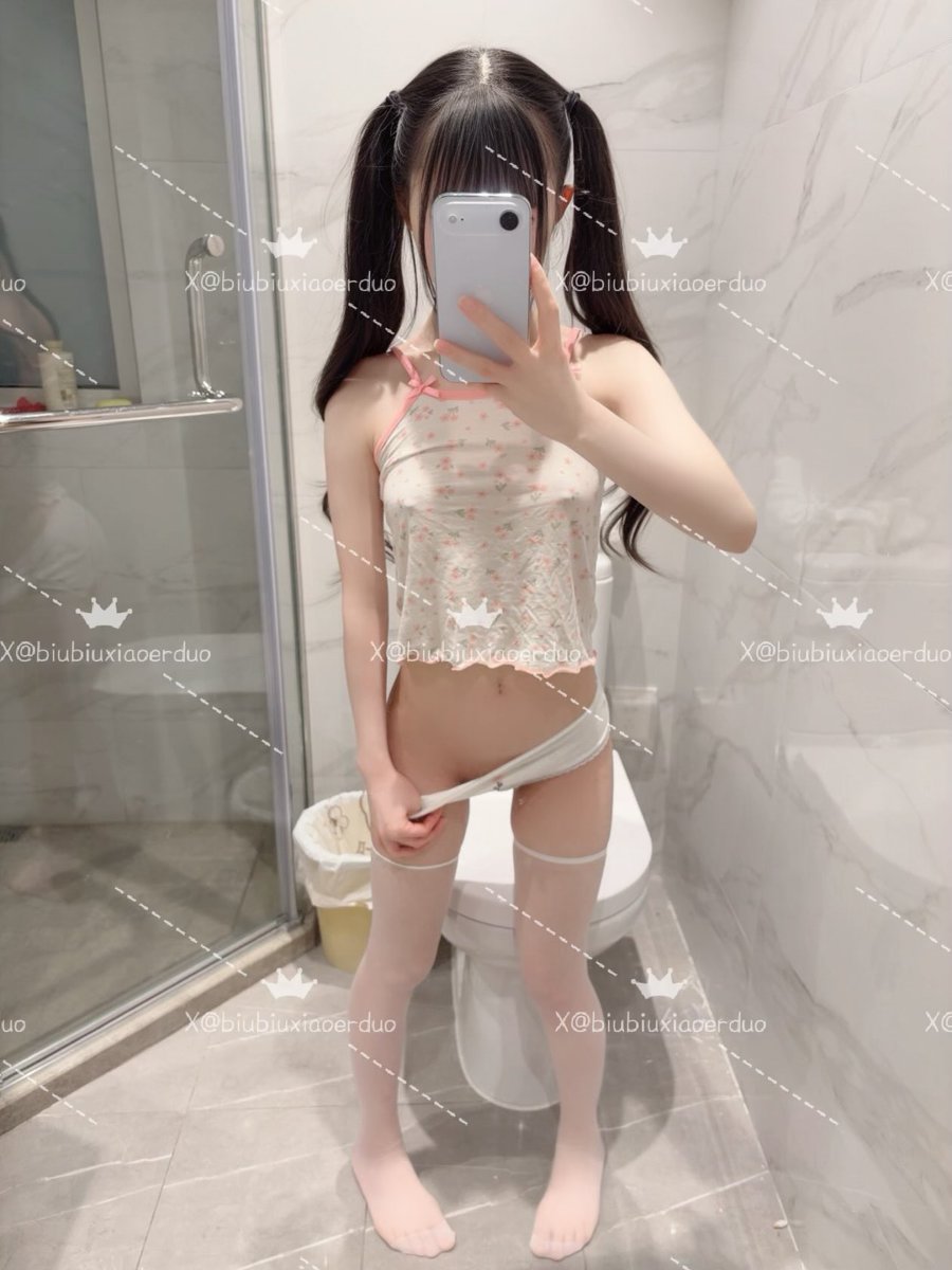穿衣好看还是不穿好看 #你的女儿 #爸爸活
@Xiaoxiaoyyii 
@Xiaoxiaofoer 
@TaoHuaBang https://t.co/JH4B2Dhs15