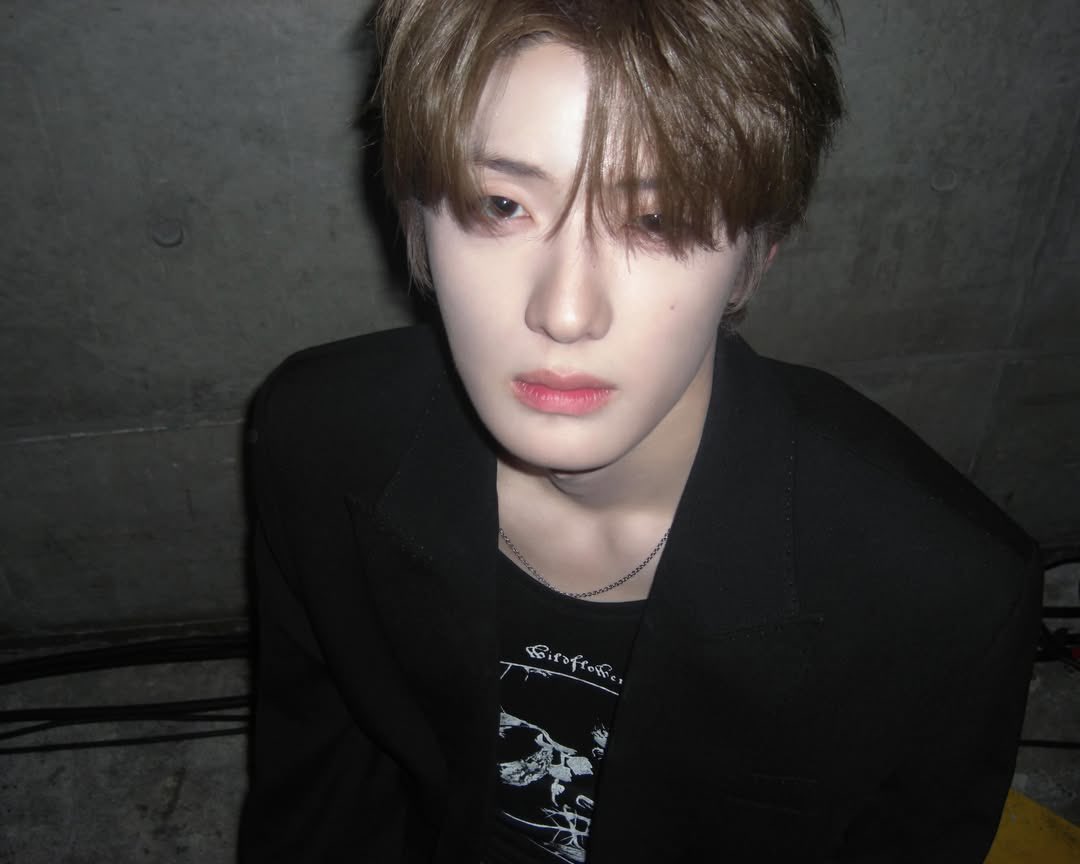 뮴 tweet media