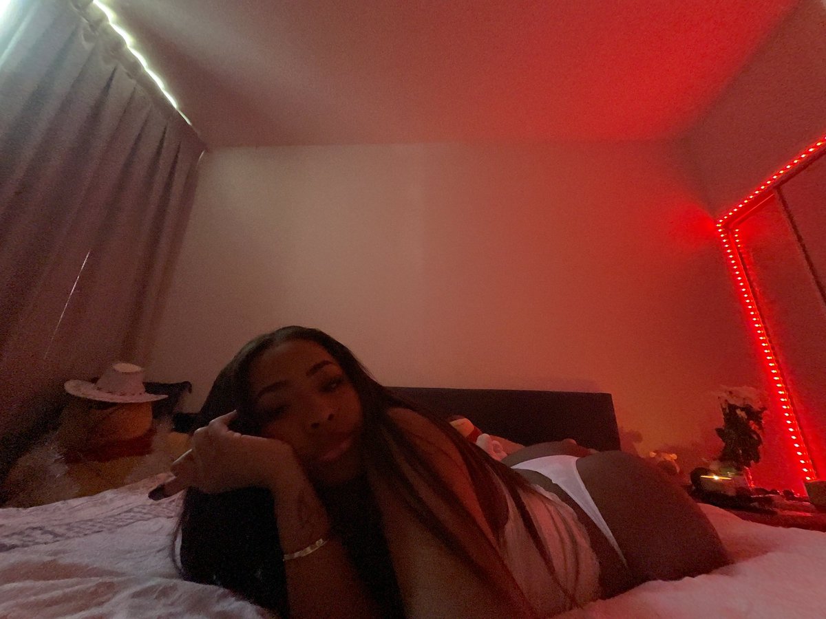 bbbswrld's tweet photo. 🎀 https://t.co/4ZQkKzUKXG