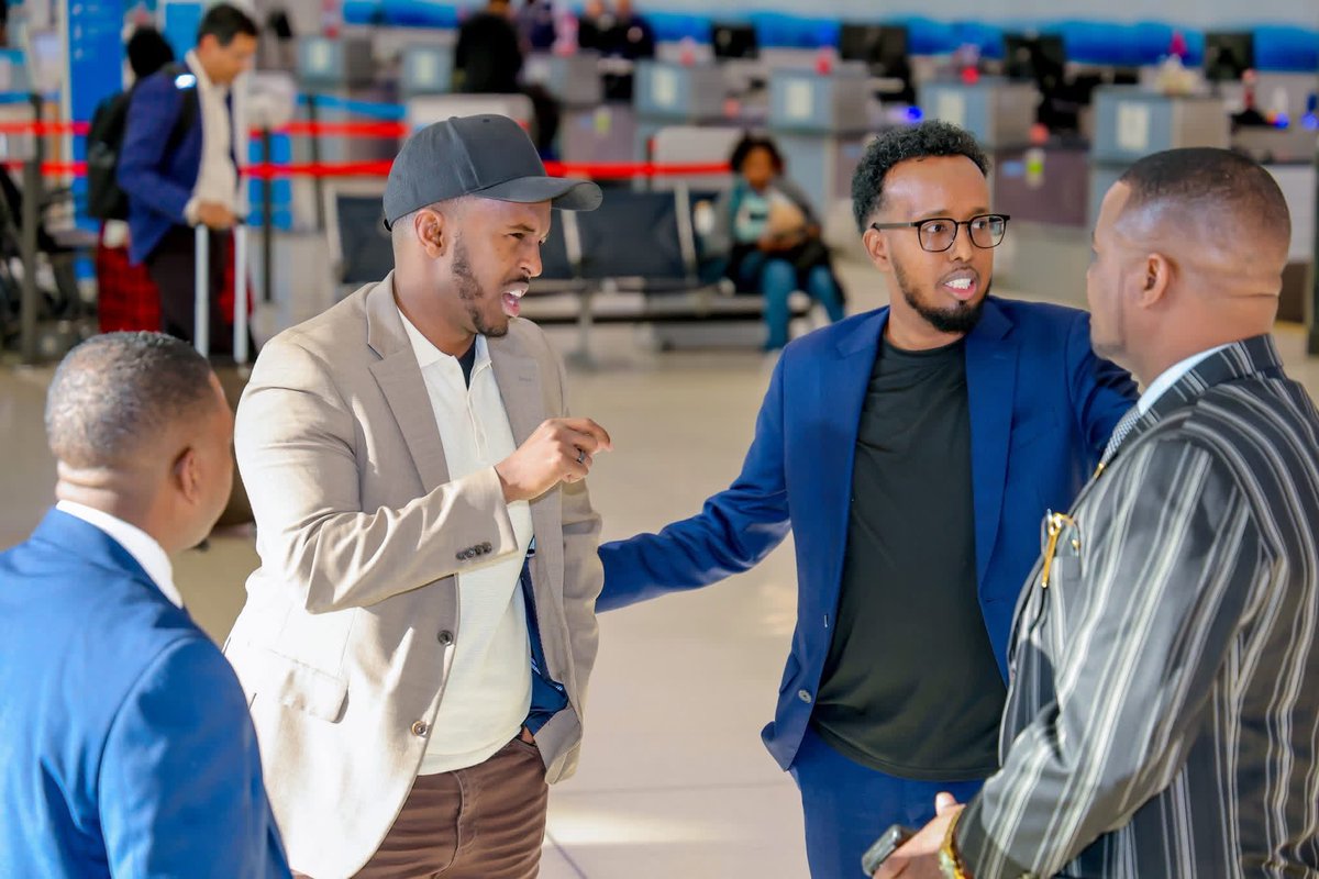 MMBariise's tweet photo. We arrived in Columbus for the inauguration of the Somali Bantu leadership in North America. https://t.co/HiSjB1VKXi