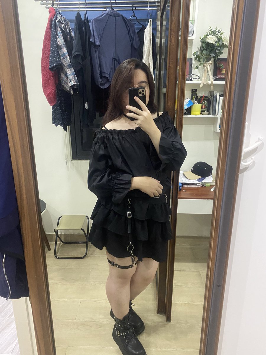 Babs 🏳️‍⚧️🧡🤍🩷- kafhimeglaea preacher tweet media