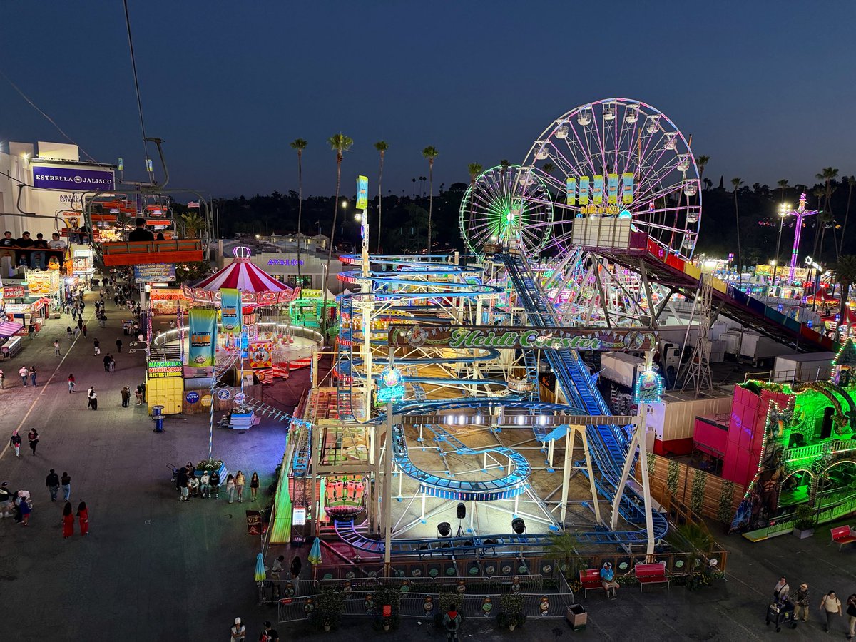 Attractions 360° tweet media