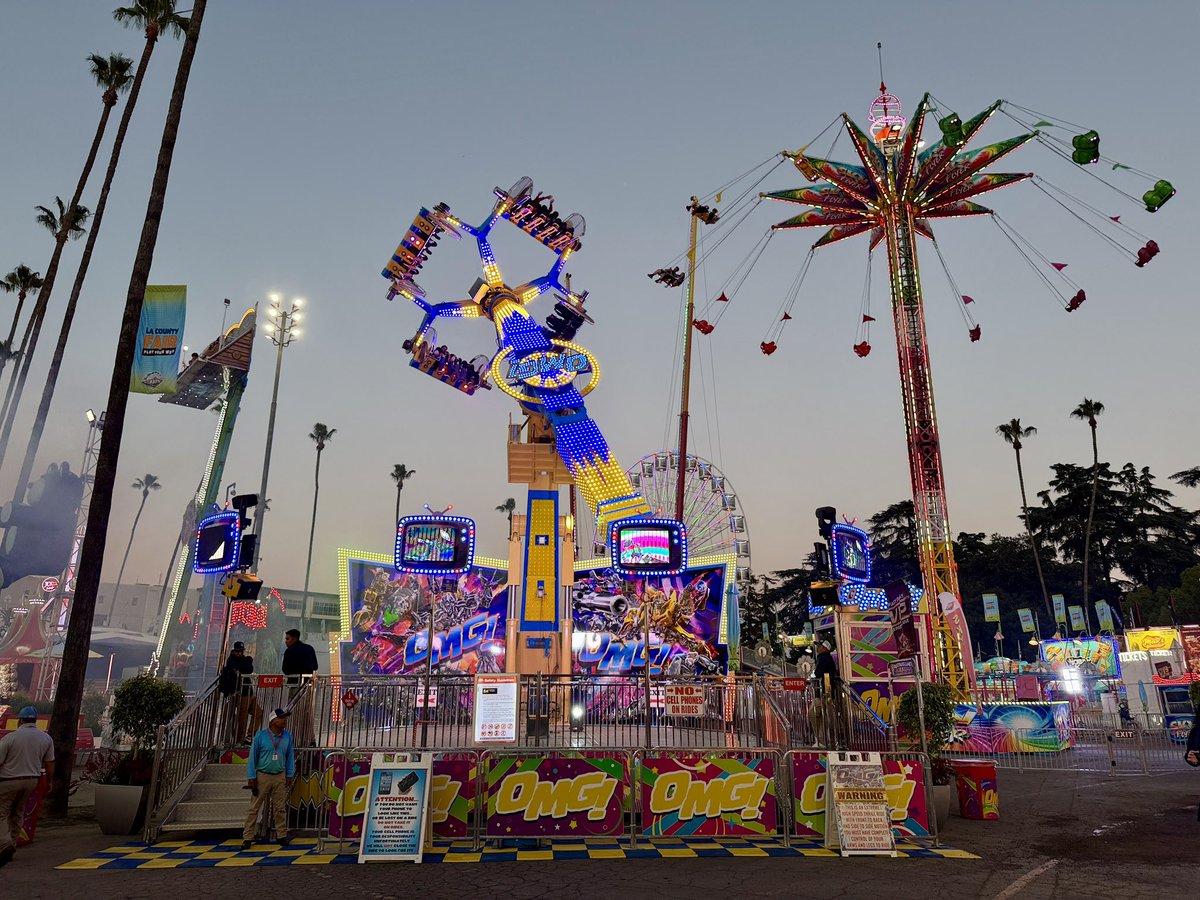 Attractions 360° tweet media