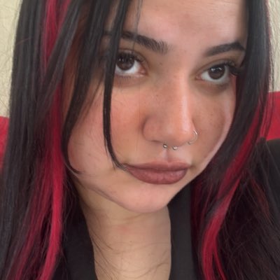 Josidelys1's tweet photo. #NuevaFotoDePerfil https://t.co/GrHAbHKLKX
